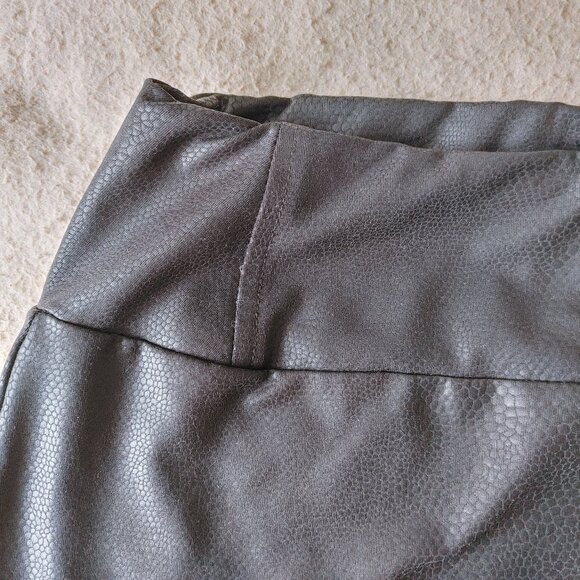 Black mini skirt - cotton - Picture 3 of 5